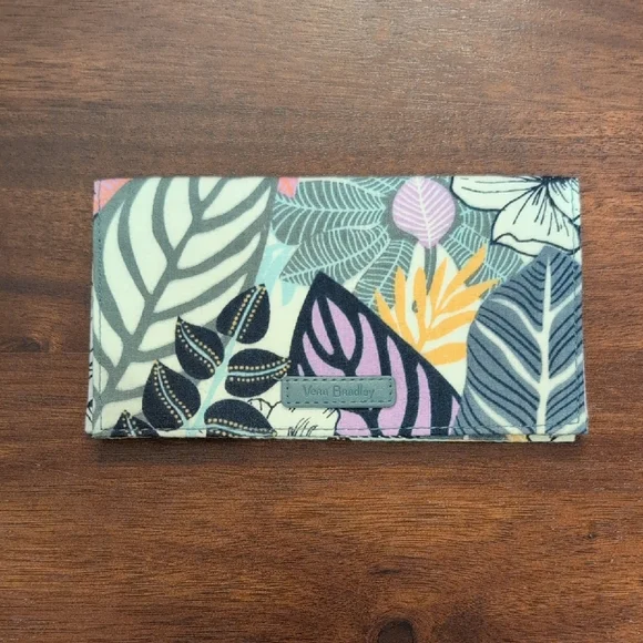 Vera Bradley Quilted Cotton Checkbook Holder Receipt Organizer Floral Leaf - Picture 1 of 4